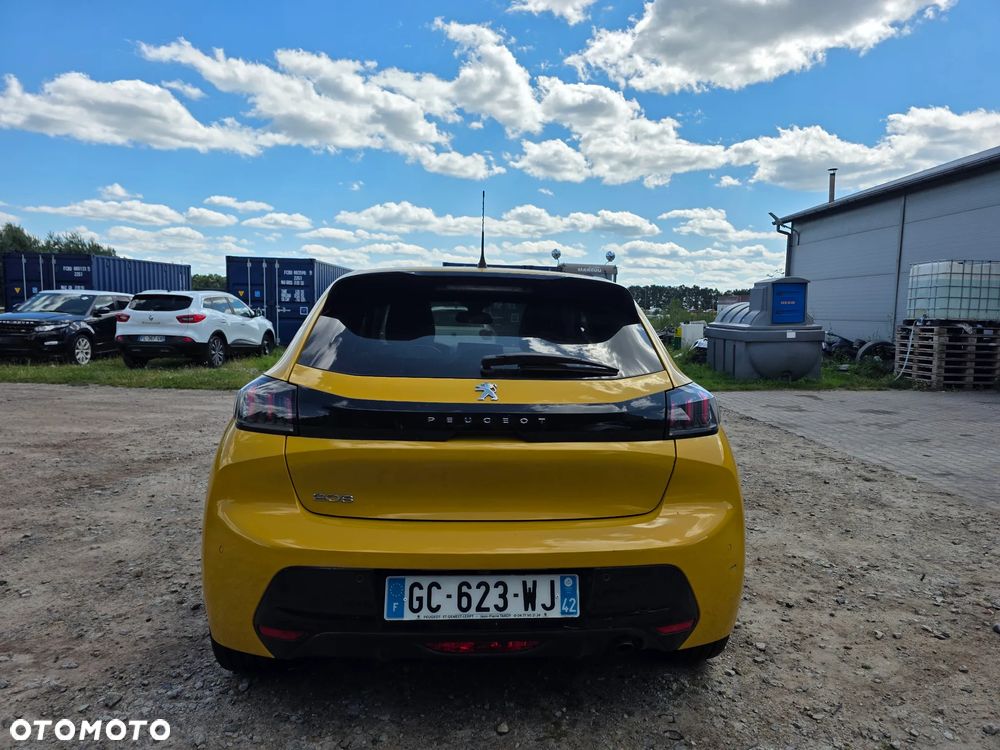 Peugeot 208 PureTech 100 EAT8 Allure - 2