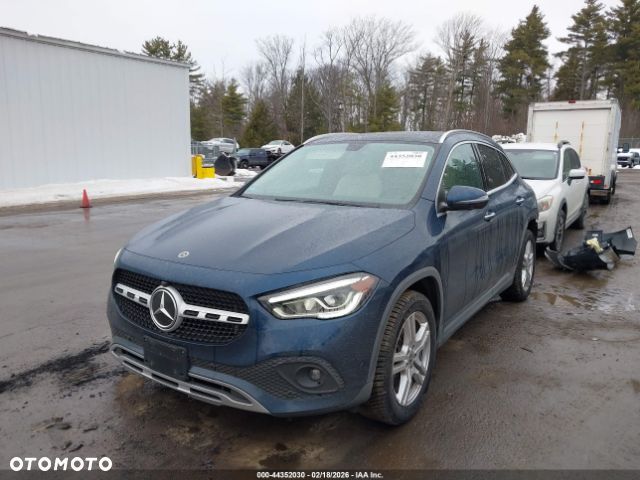 Mercedes-Benz GLA 250 4Matic 8G-DCT Edition 2021 - 3