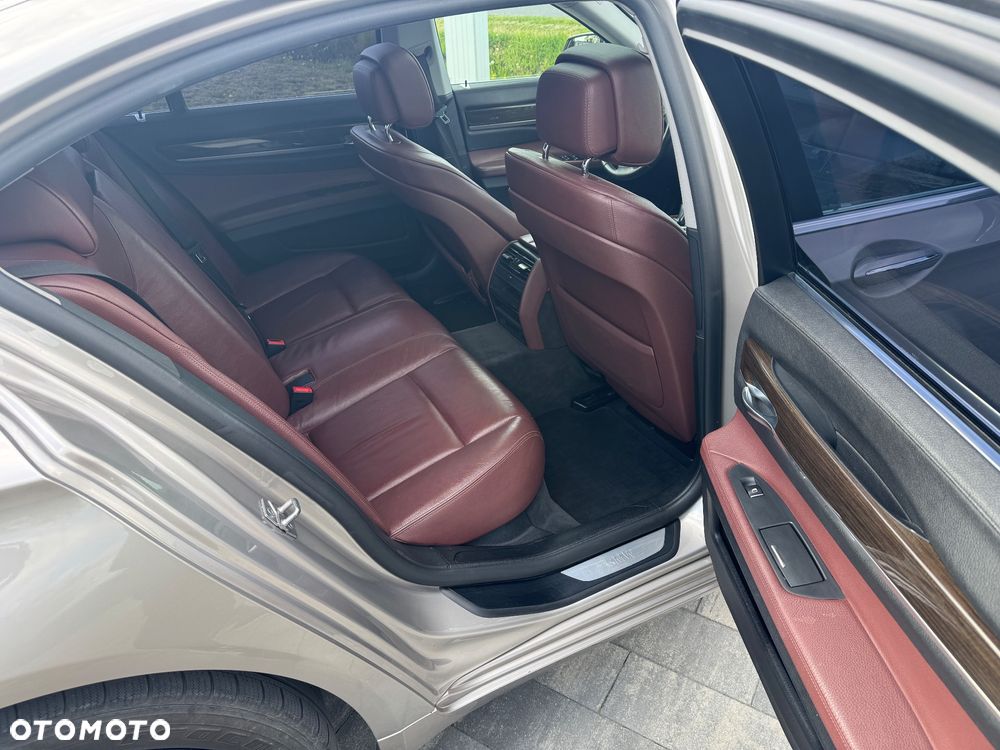 BMW Seria 7 730d - 15