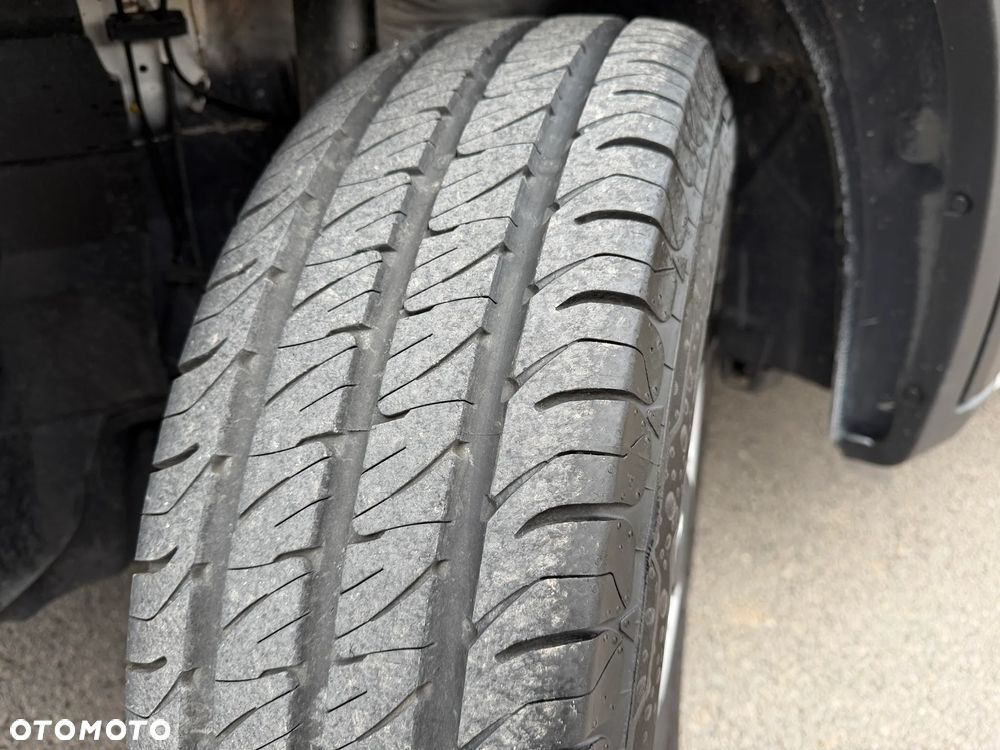 Fiat Ducato Doka 7 osób / Brygadowy / Paka 3.3m / Wzmacniany Maxi Koła 16" / Silnik Iveco 2.3 140km  / Ledy / Bogate wyposażenie / Zadbany jak nowy / 1 Właściciel / Salon PL / FV23% - 20