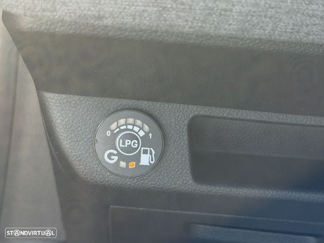 Renault Clio 1.0 TCe Evolution Bi-Fuel - 21