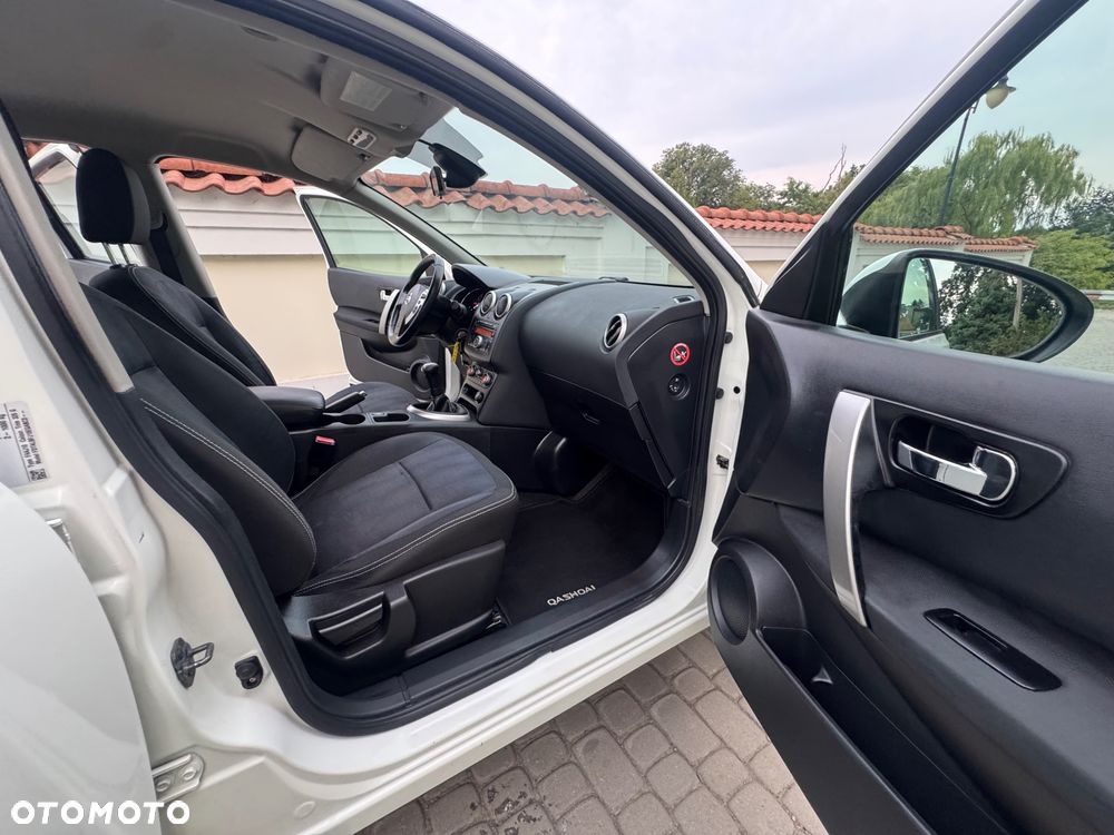 Nissan Qashqai - 24