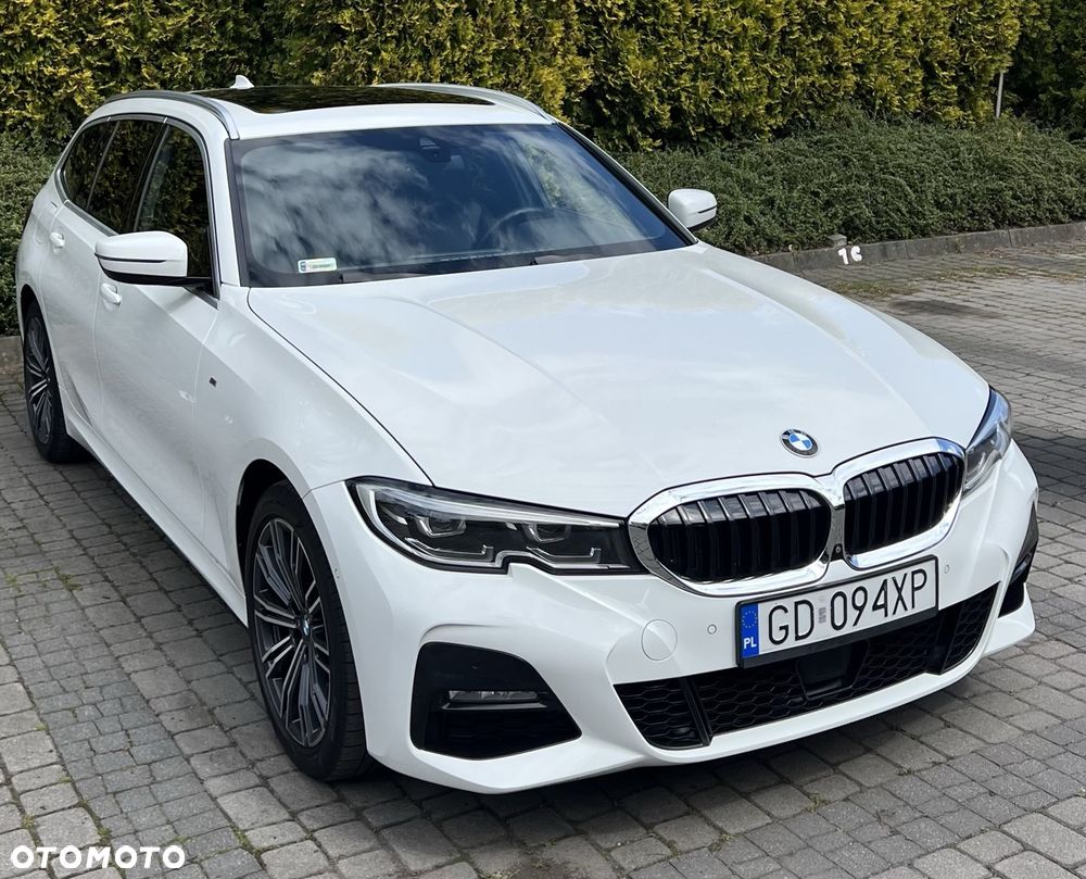 BMW Seria 3 320d xDrive M Sport - 2