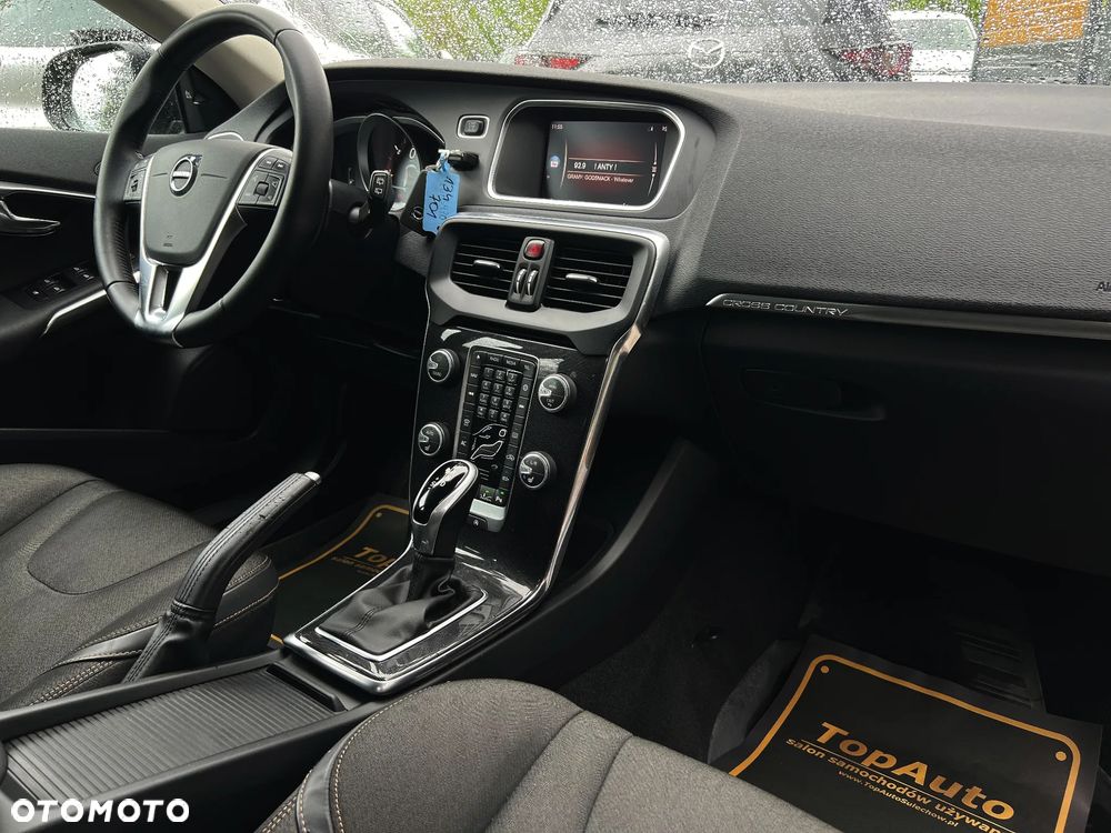Volvo V40 Cross Country D2 Drive-E Base - 17