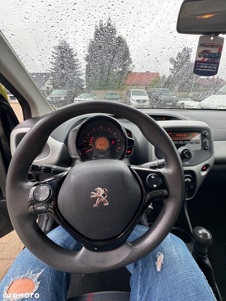 Peugeot 108 PureTech 82 Top Style - 32
