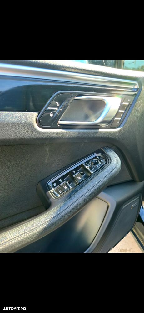Porsche Macan Standard - 8