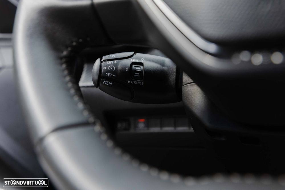 Peugeot e-208 50 kWh Allure - 25