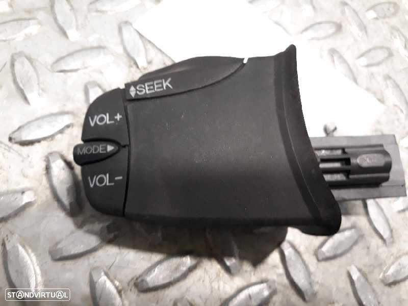 CONTROLE DE RADIO FORD FIESTA V 1.4 16V 80CV 1388CC - 1