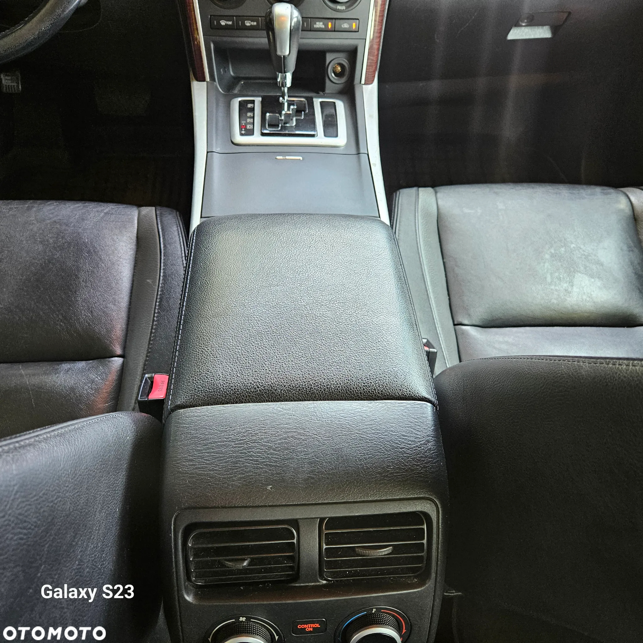 Mazda CX-9 3.7 V6 - 23