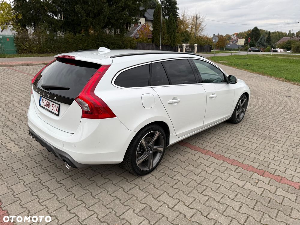Volvo V60 D4 Drive-E R-Design Summum - 15