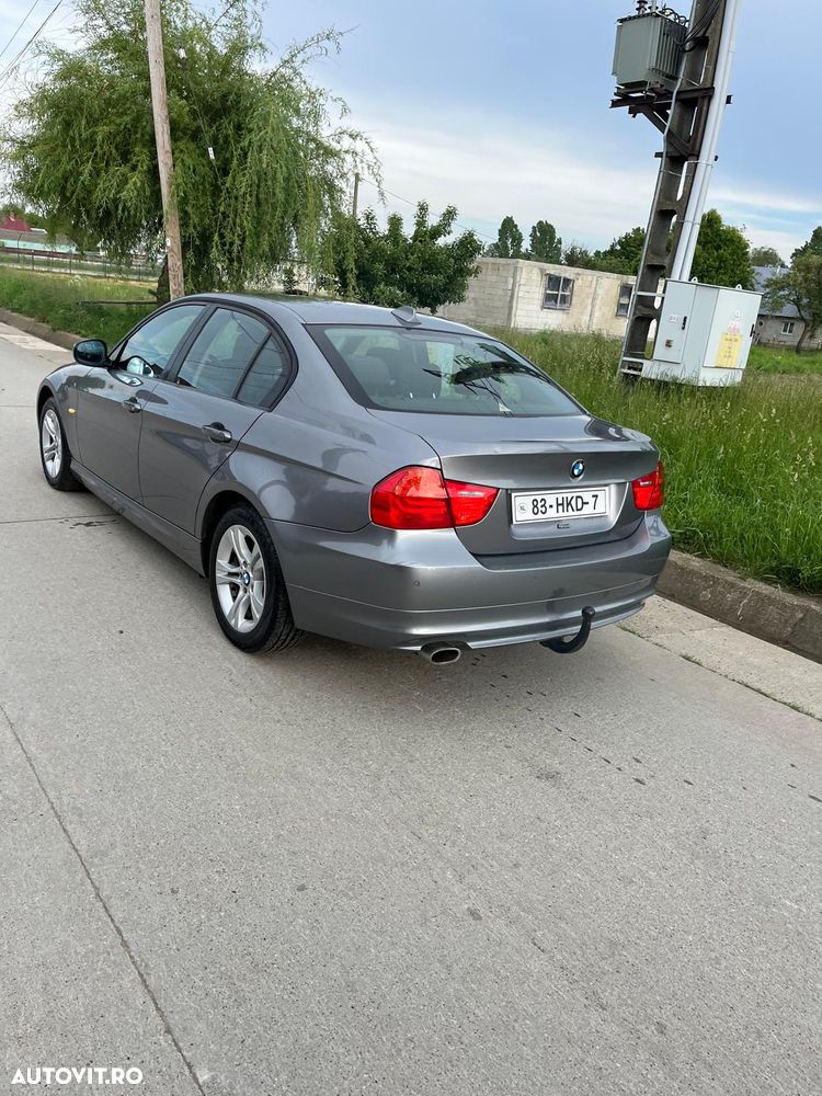 BMW Seria 3 318d - 18