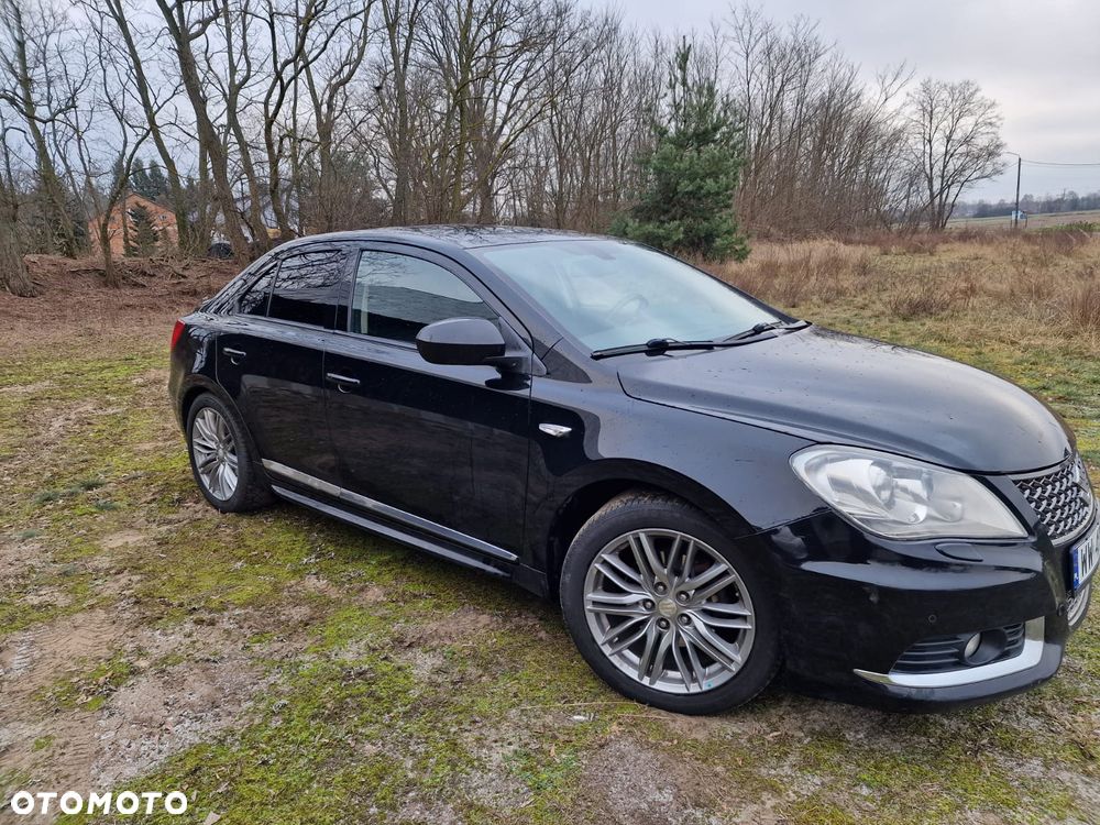 Suzuki Kizashi - 1