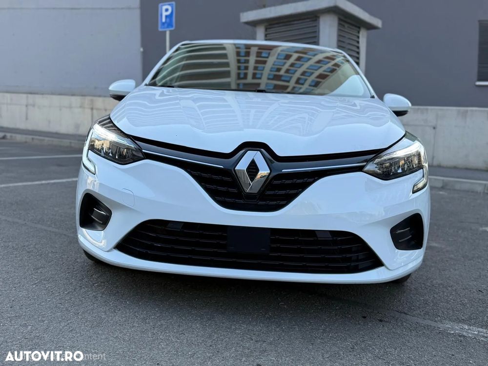 Renault Clio V E-Tech 145 Evolution - 2