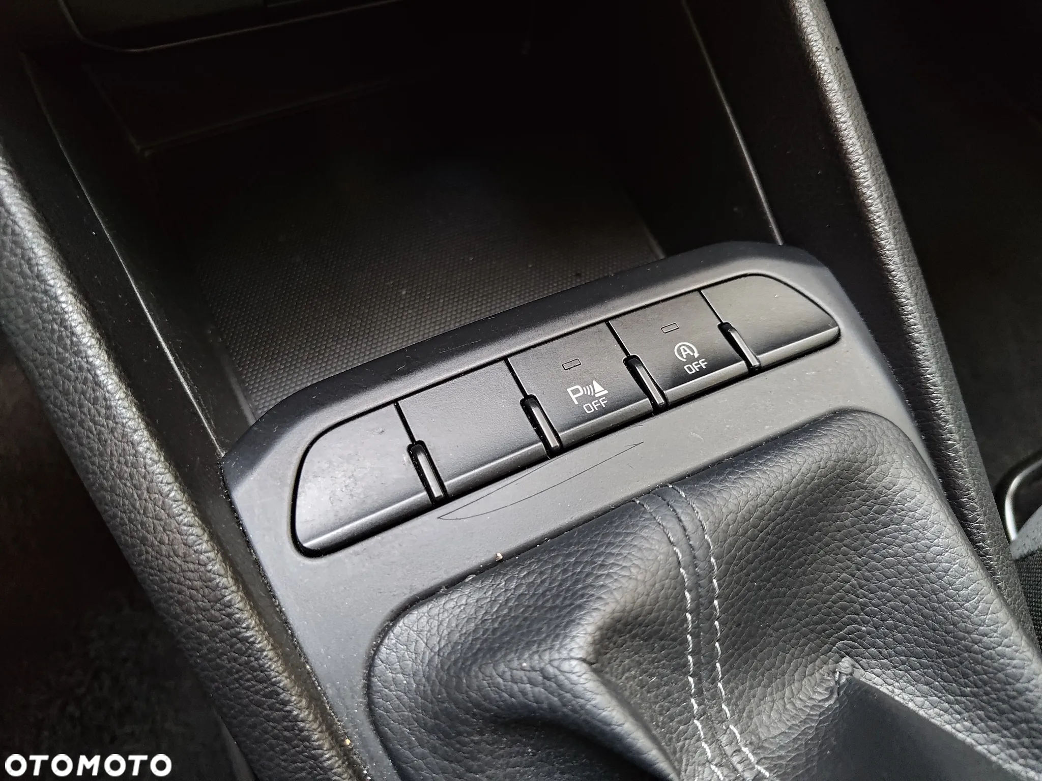 Kia Stonic 1.2 M - 33
