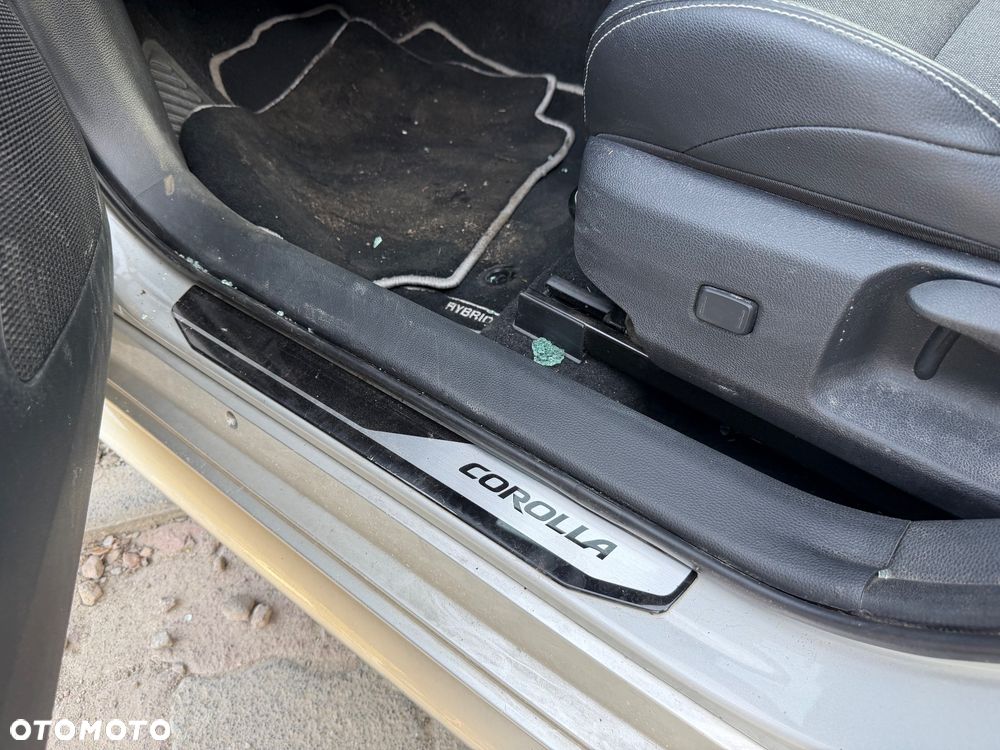 Toyota Corolla - 19