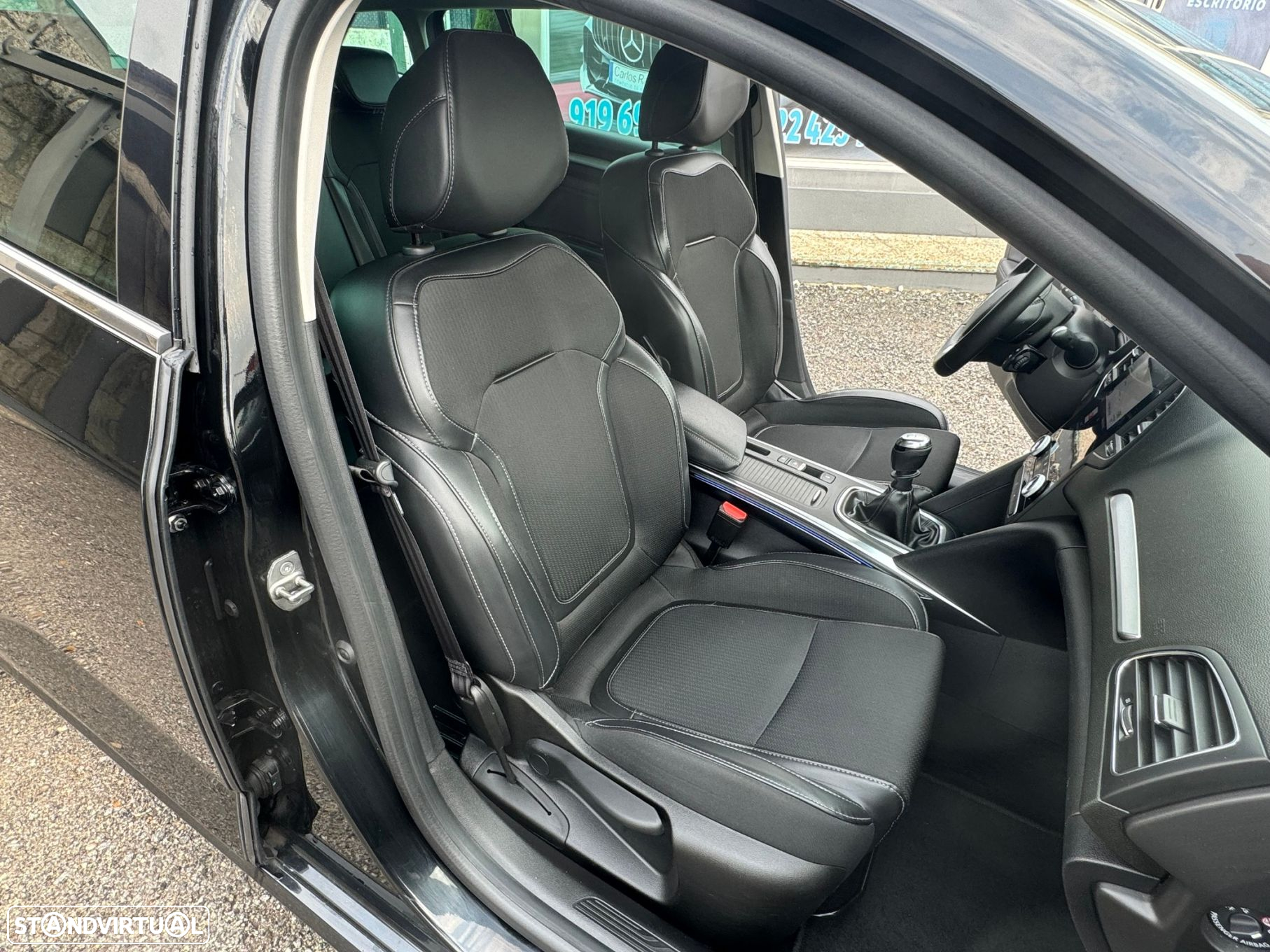 Renault Mégane Sport Tourer 1.5 Blue dCi R.S. Line - 41