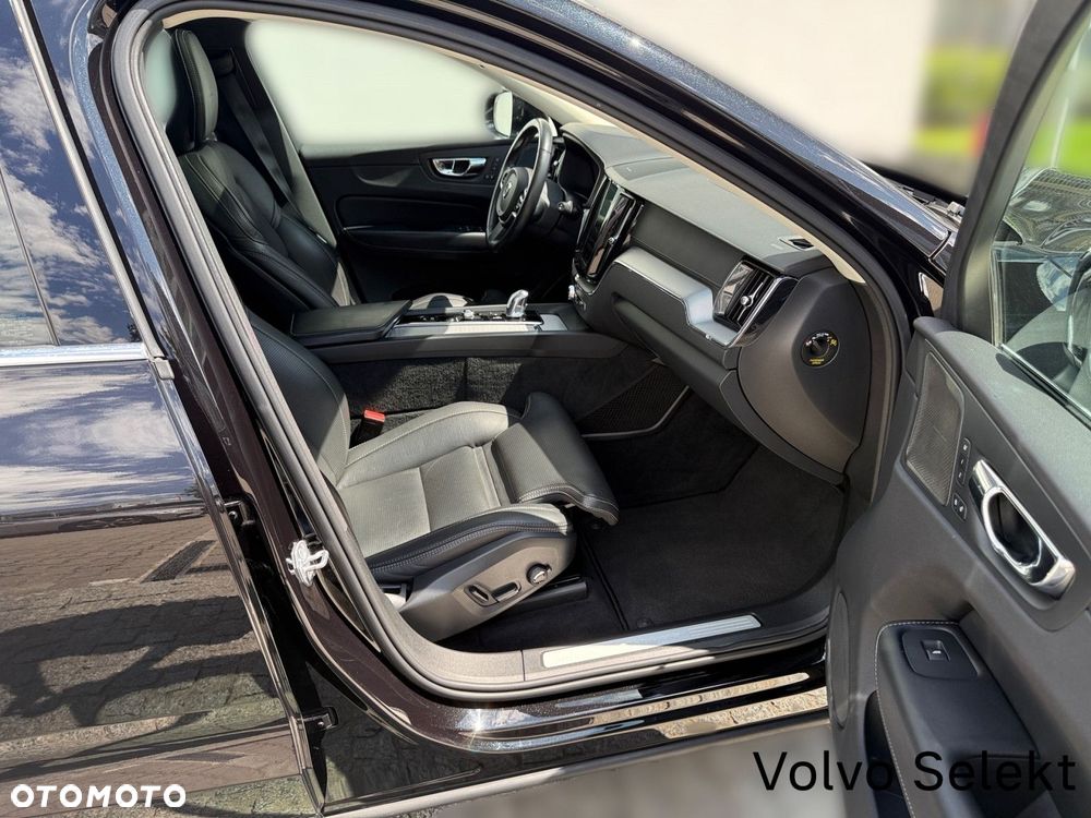 Volvo XC 60 - 24