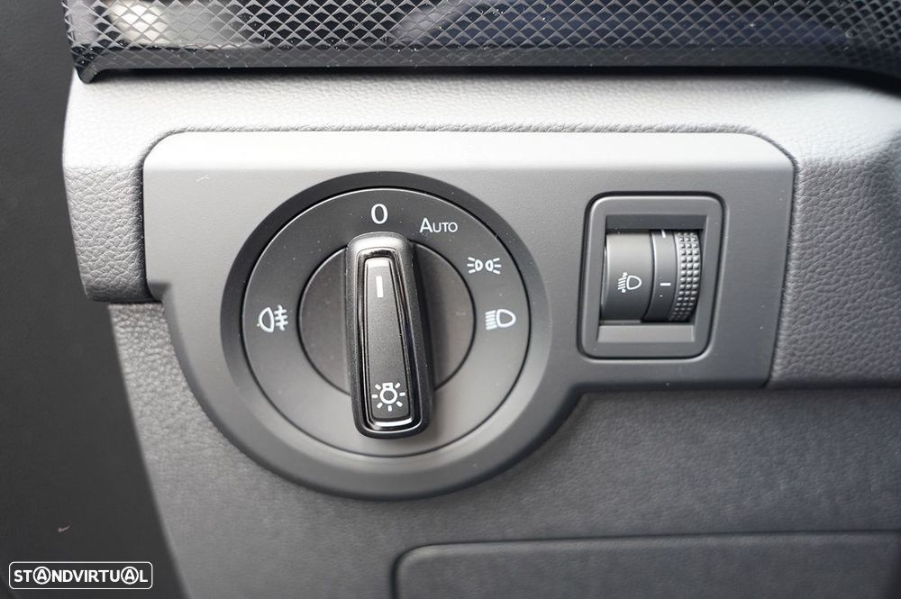 VW T-Cross 1.0 TSI Urban - 16