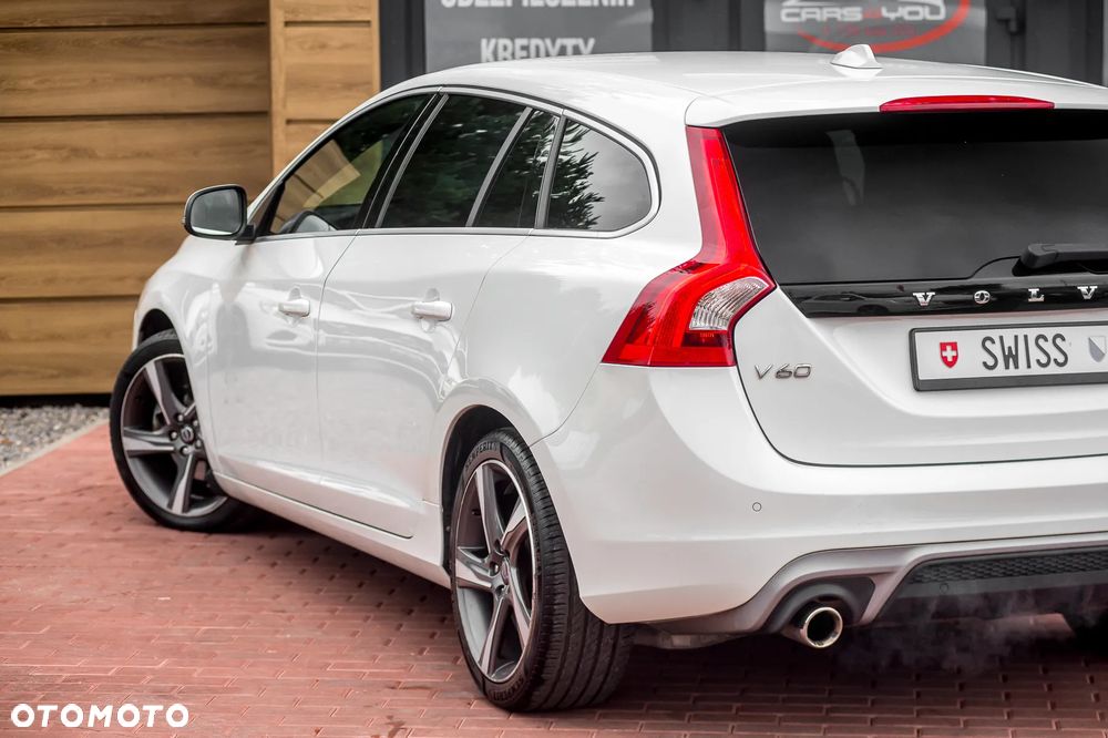 Volvo V60 D4 Drive-E R-Design Momentum - 8