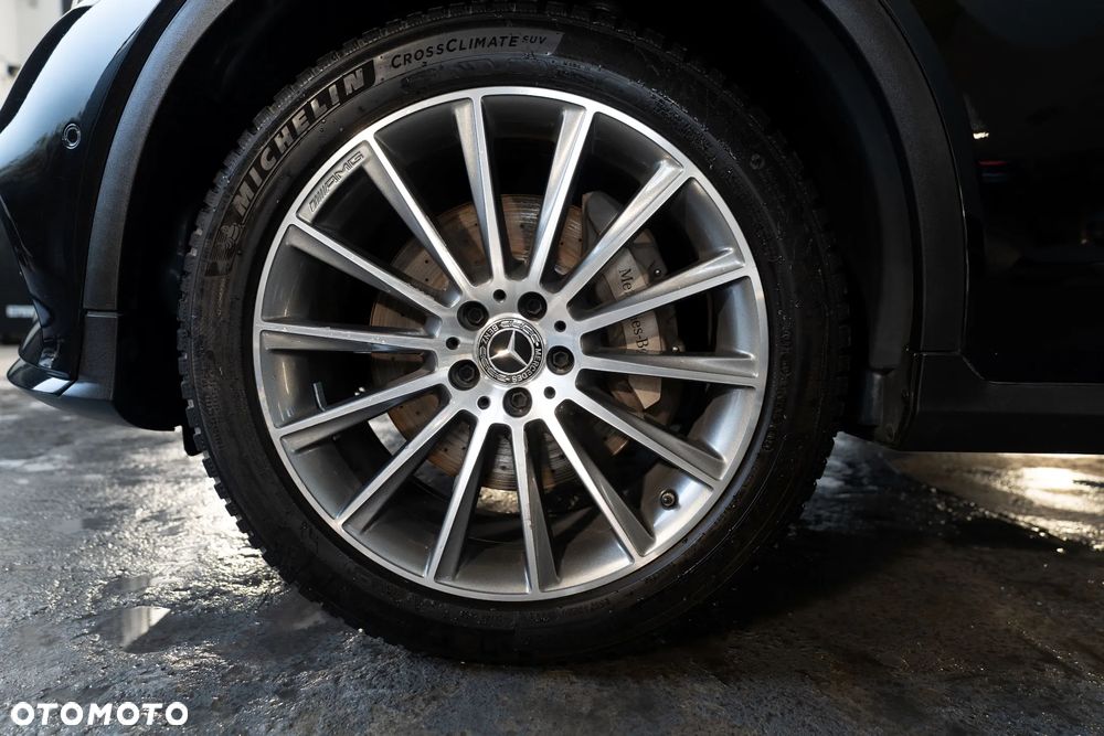 Mercedes-Benz GLC 300 4-Matic - 21