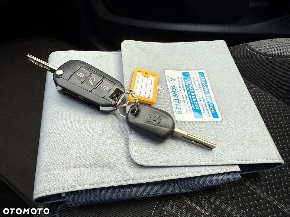 Peugeot 208 1.2 PureTech Allure - 39