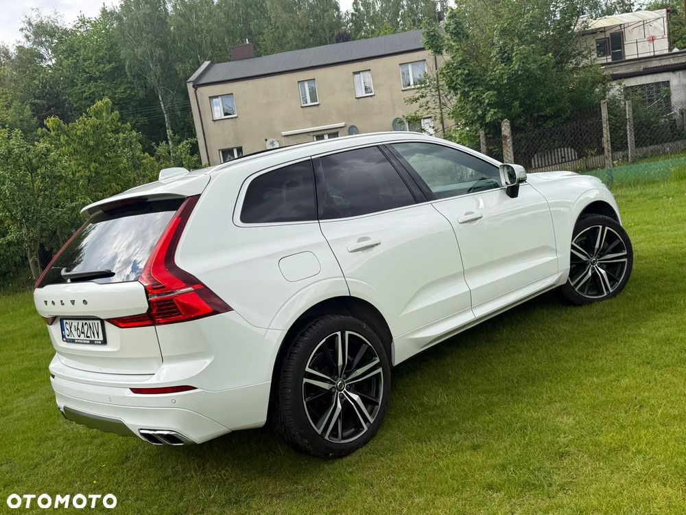 Volvo XC 60 T5 AWD R-Design - 5