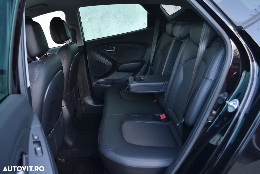 Hyundai ix35 2.0 CRDI 4WD Automatik Style - 10