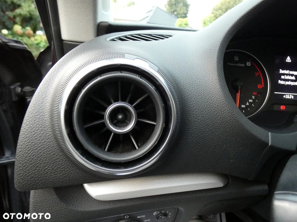Audi A3 Sportback - 32