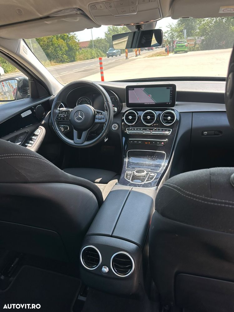 Mercedes-Benz C - 5