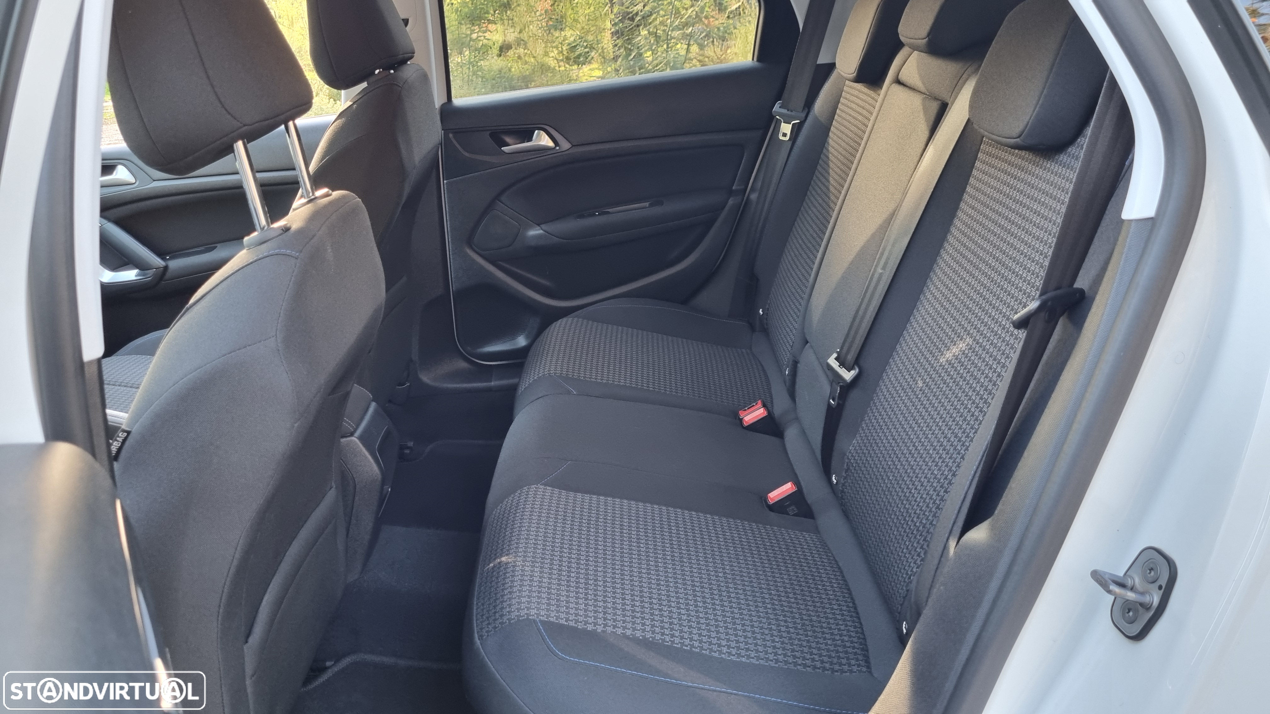 Peugeot 308 SW 1.5 BlueHDi Style - 10