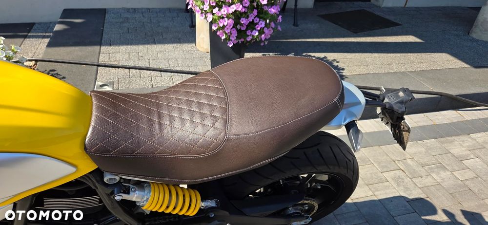 Ducati Scrambler - 24