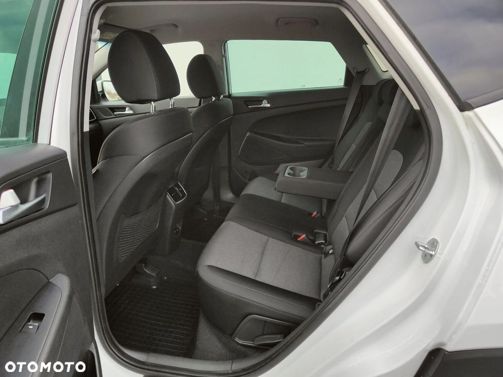 Hyundai Tucson blue 1.6 CRDi 2WD DCT Premium - 14