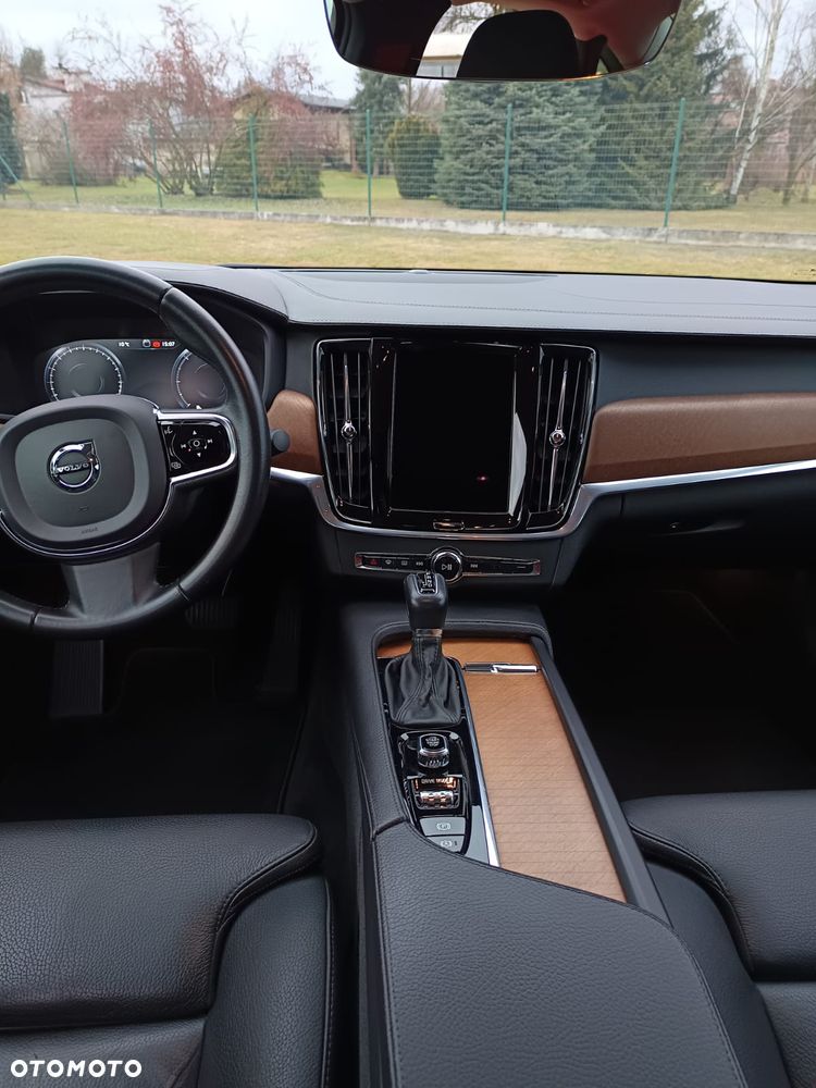 Volvo S90 D4 Inscription - 17