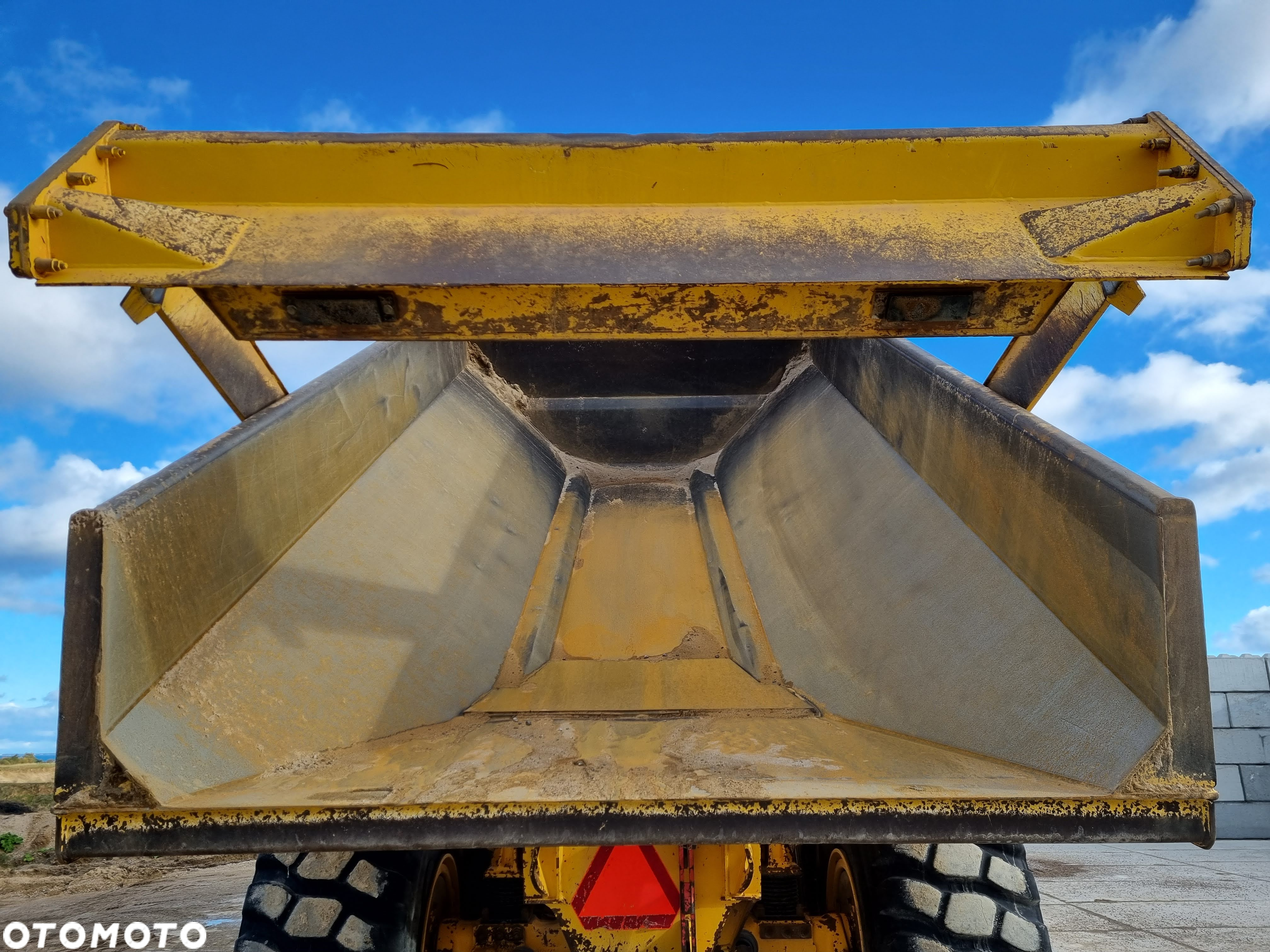 Volvo Wozidło Dumper VOLVO A30E 6x6 - 21