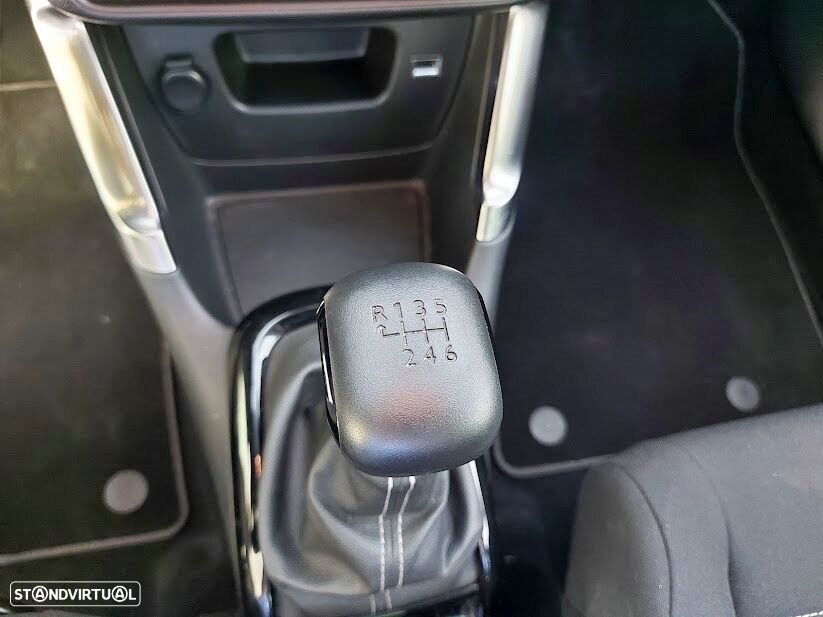 Citroën C3 Aircross 1.2 PureTech C-Series - 21