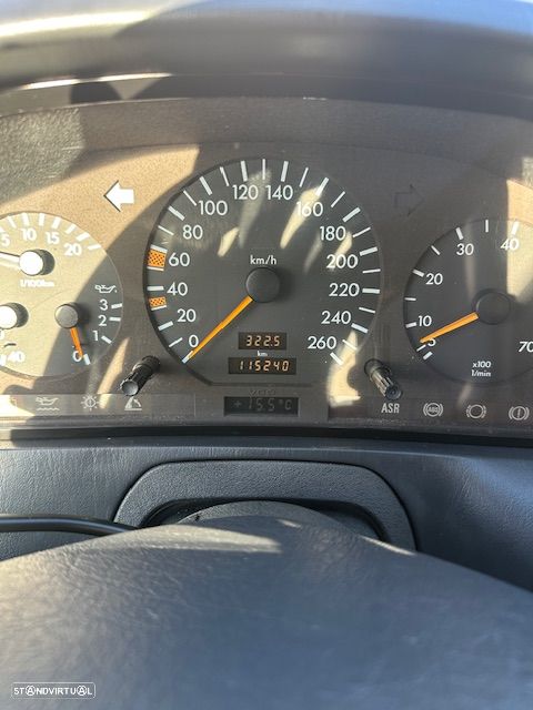 Mercedes-Benz SL 320 Standard - 17