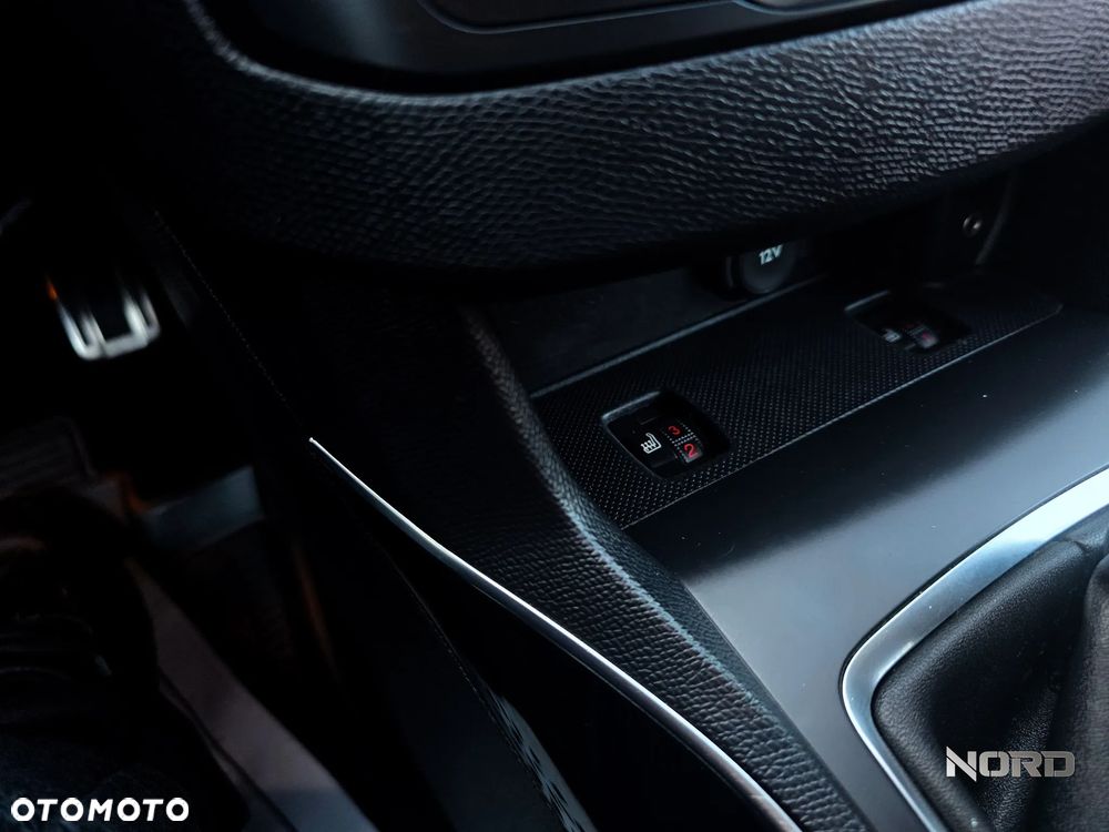 Peugeot 308 1.6 BlueHDi Active S&S EAT6 - 13