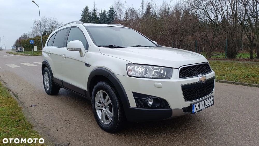 Chevrolet Captiva 2.2 D LT+ - 12