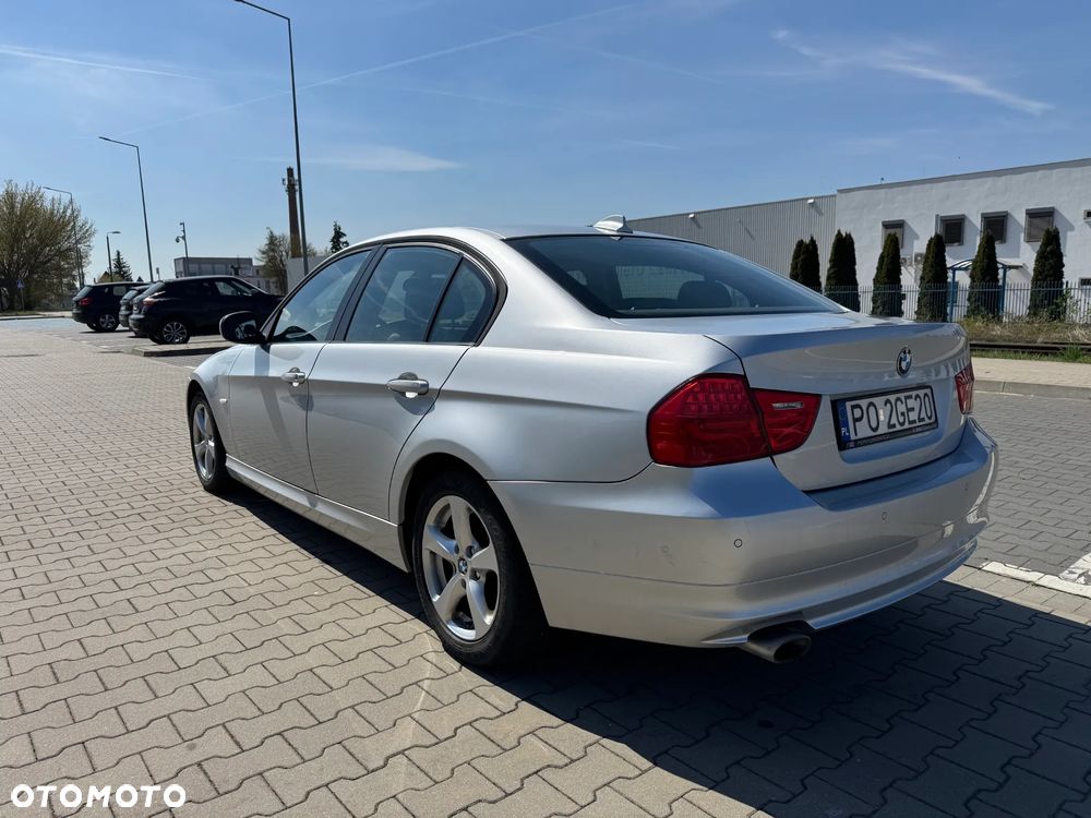 BMW Seria 3 320d DPF - 20