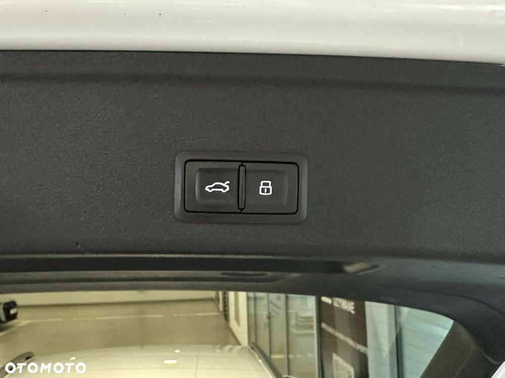 Audi A4 Allroad - 10