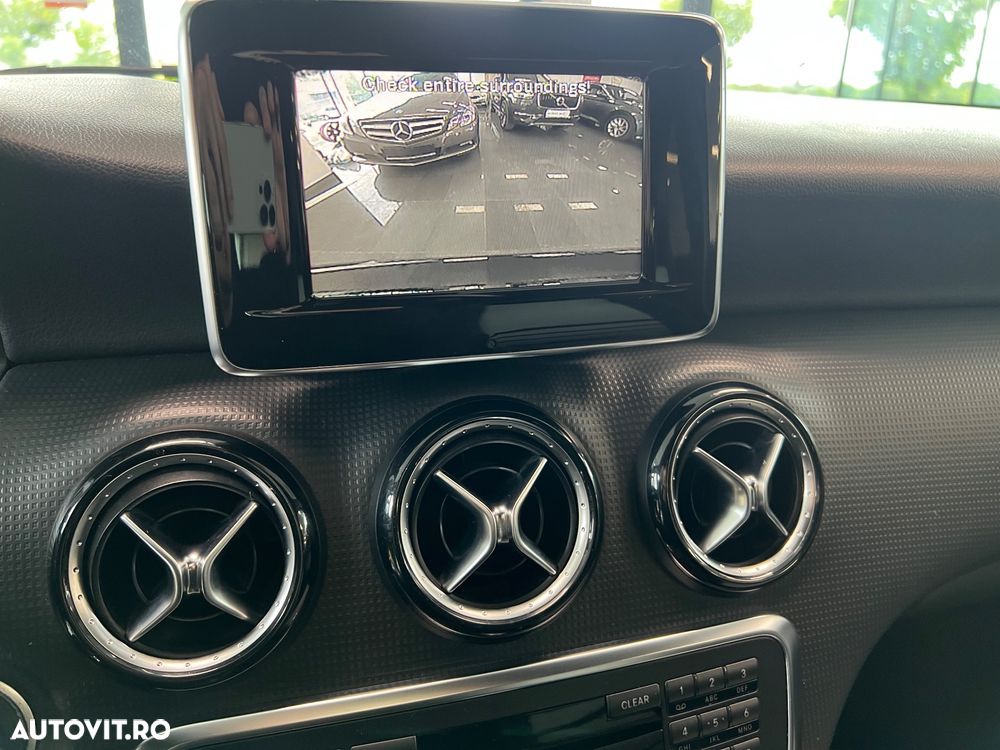 Mercedes-Benz CLA - 24