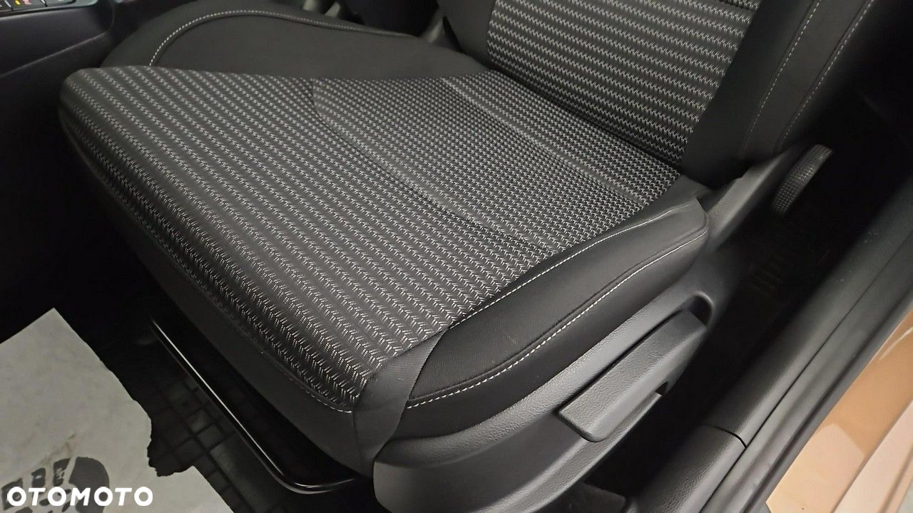 Kia Ceed 1.5 T-GDI L Business Line - 12