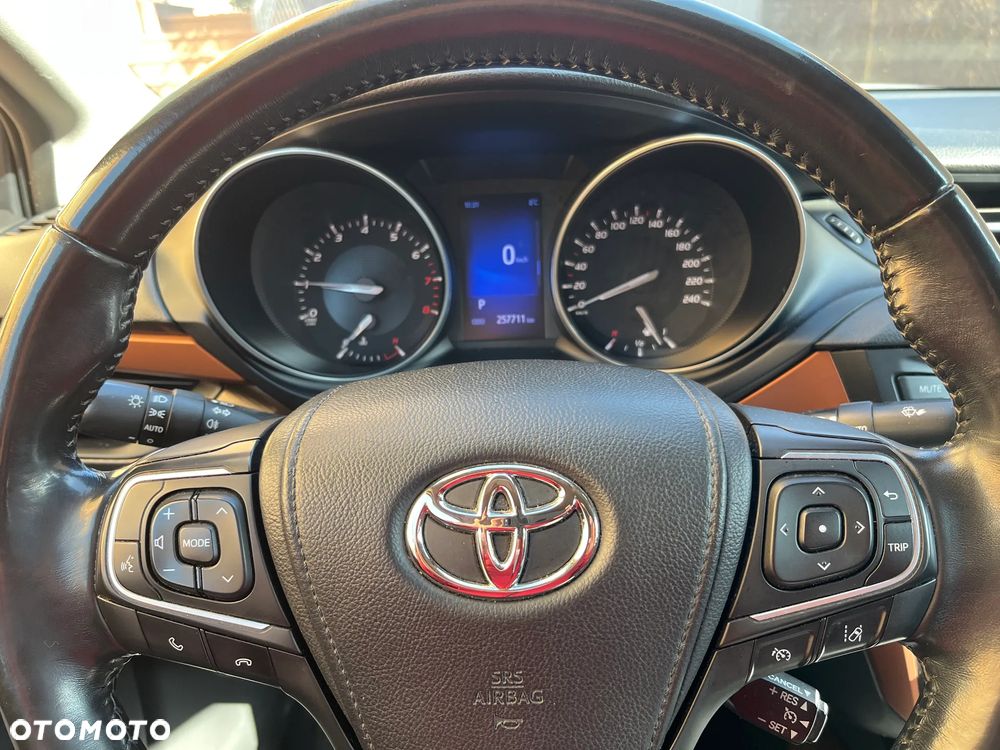 Toyota Avensis 1.8 Prestige MS - 5