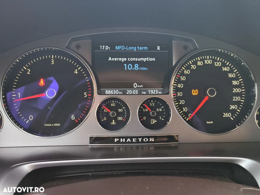 Volkswagen Phaeton - 18