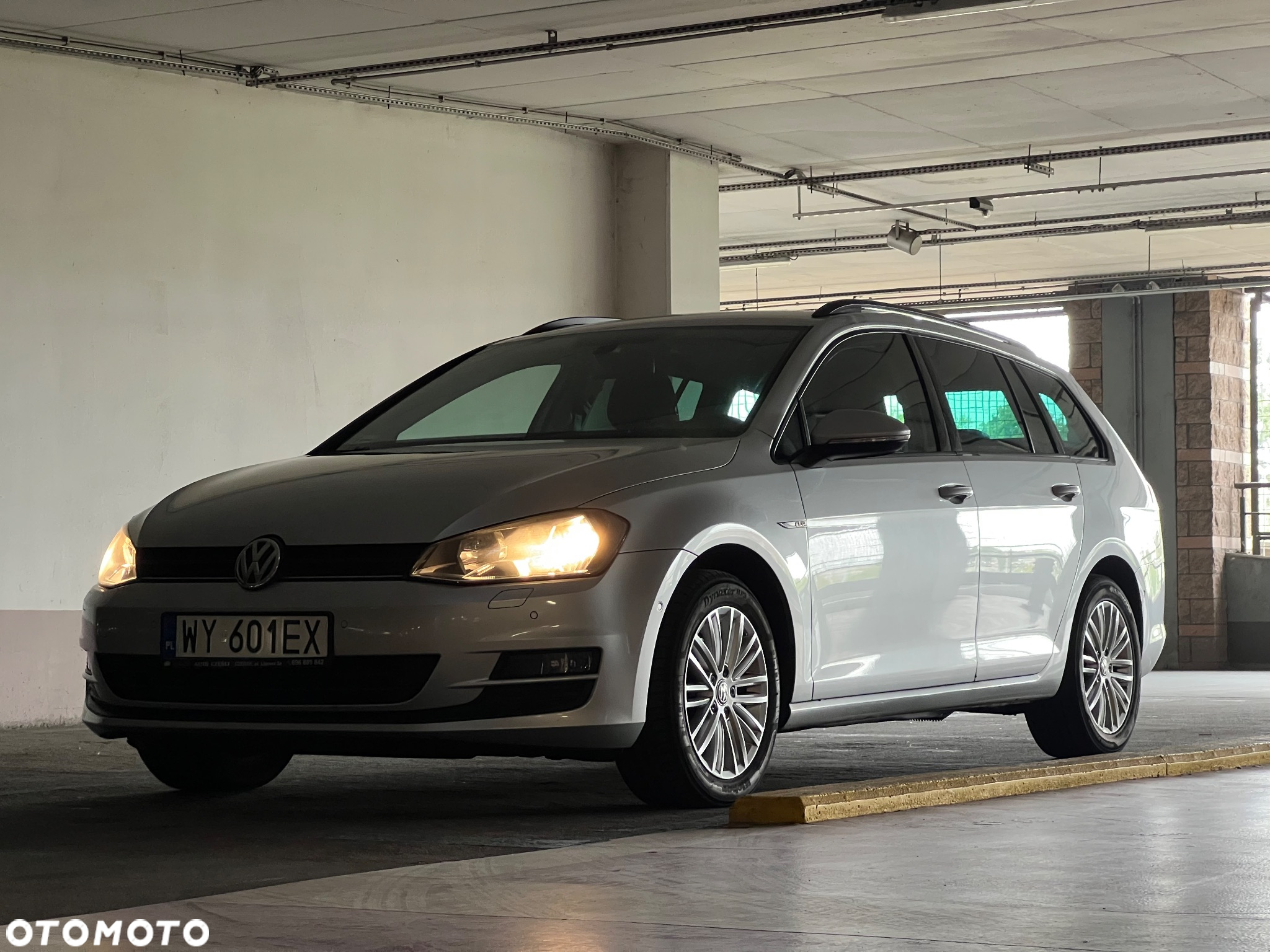 Volkswagen Golf VII 1.6 TDI BMT Trendline DSG - 4