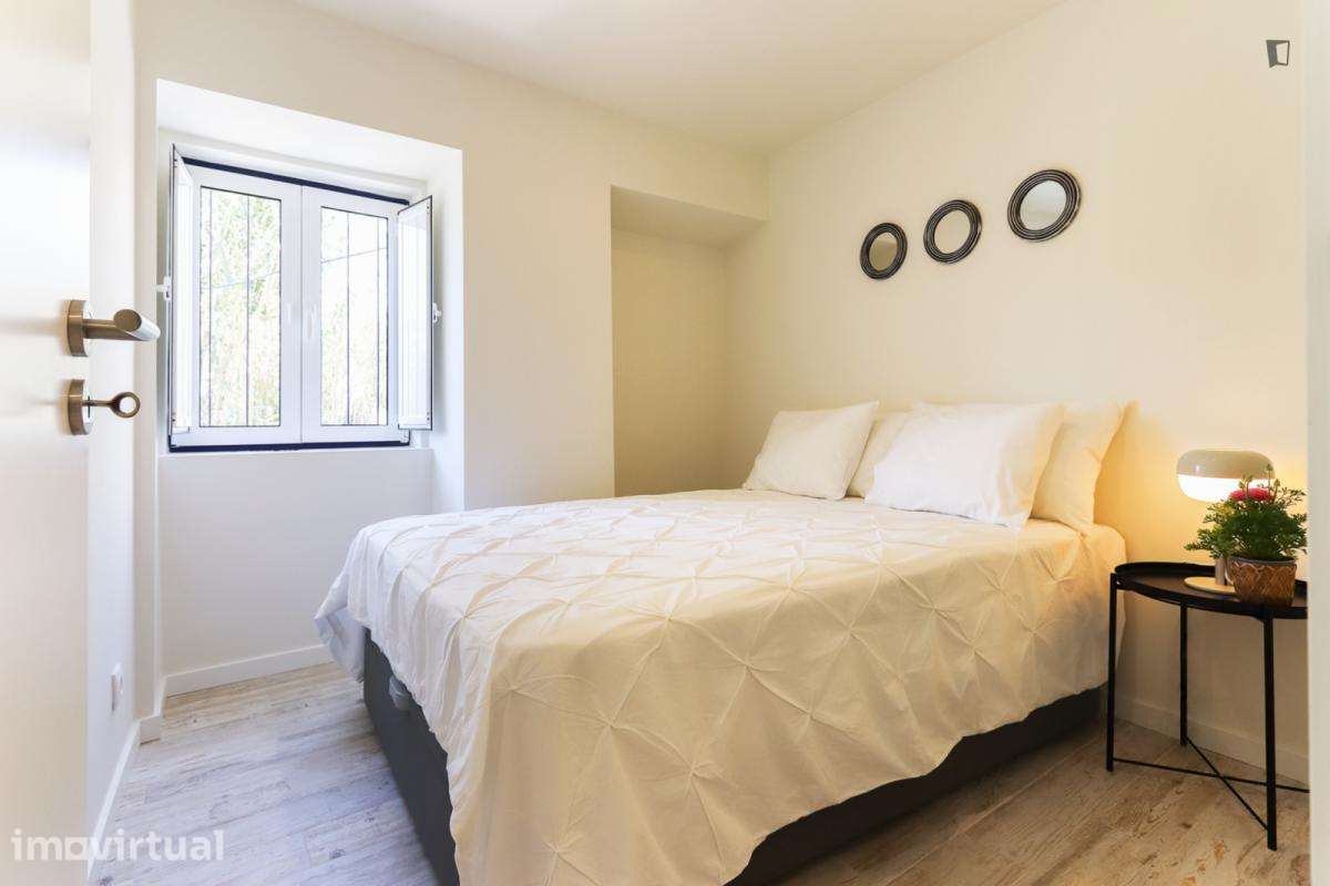 Apartamento com 1 quartos - localizado em Ajuda Lisbon - Grande imagem: 2/14