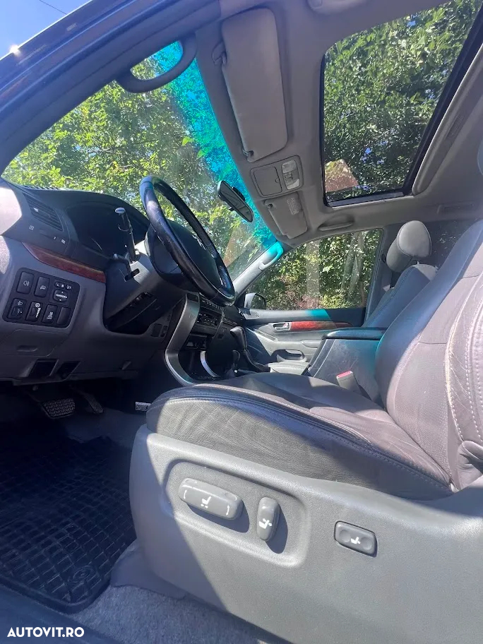 Toyota Land Cruiser 3.0 TD-4D Aut Executive - 33