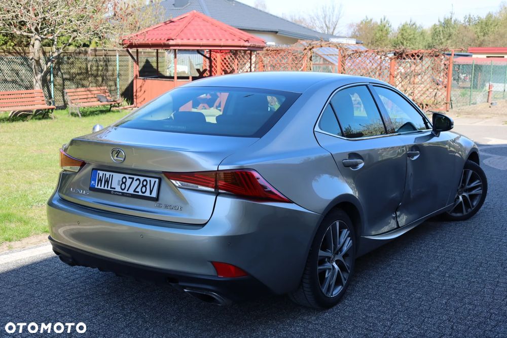 Lexus IS 200t Elegance - 4