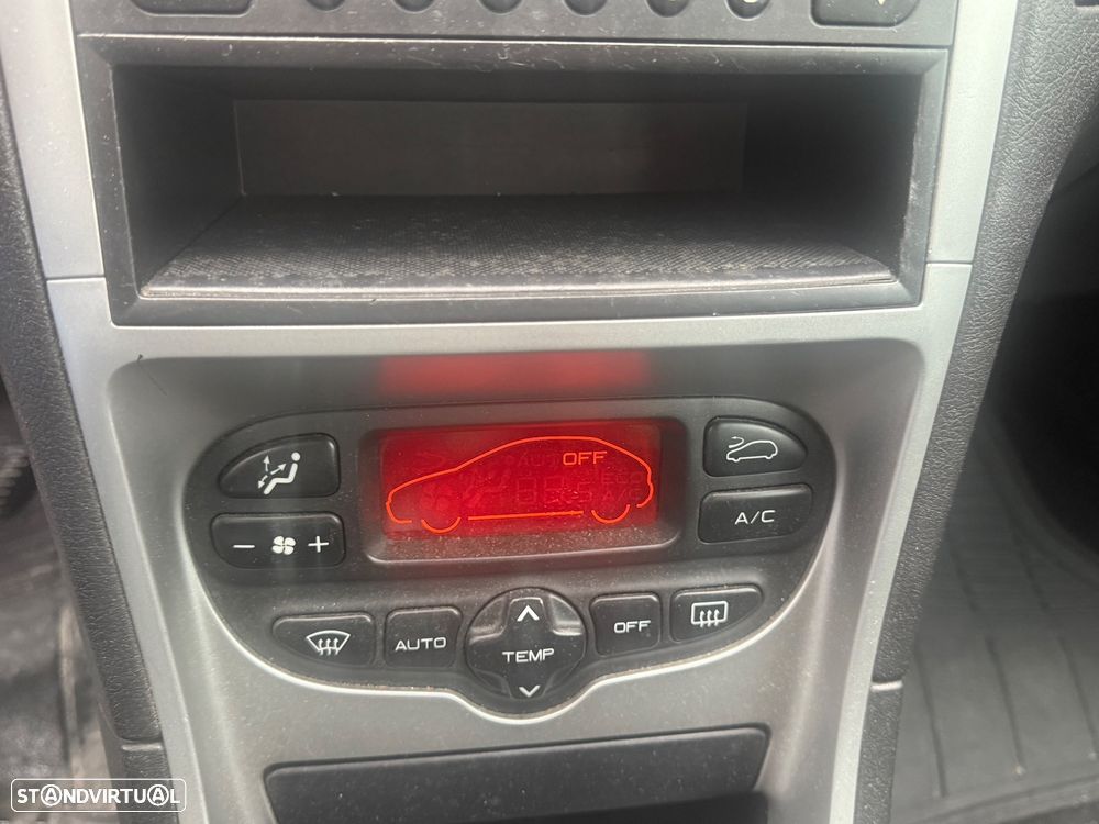 Peugeot 307 2.0 HDi 136 XSi - 6