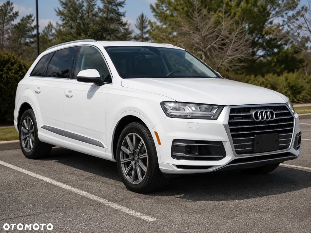 Audi Q7 - 4